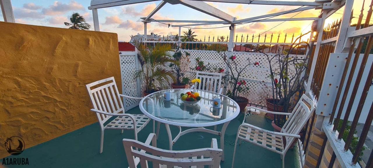 A1 Apartments Aruba Oranjestad Esterno foto